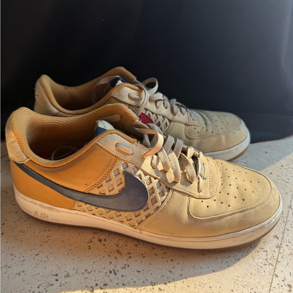 Men's 13 Nike Air force, one bird nest red blue Sneakers - Picture 1 of 8